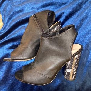 peep toe black marble heels